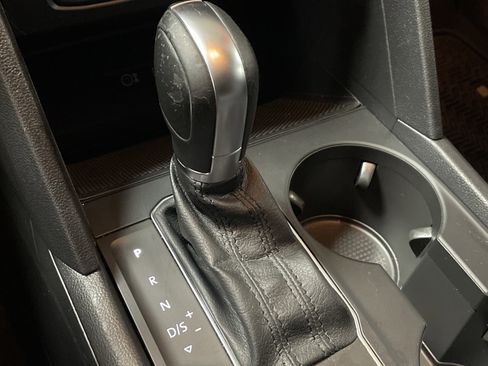 Used 2019 Volkswagen Atlas SE image 26