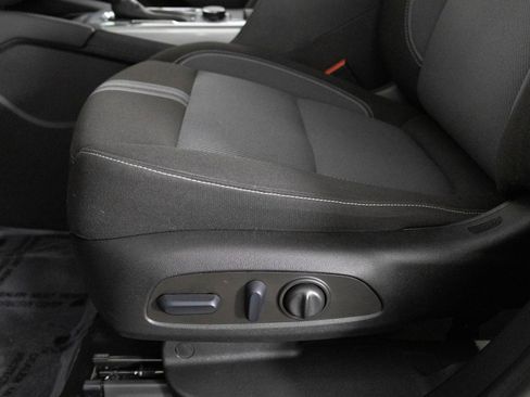 Certified 2023 Chevrolet Blazer LT w/ Convenience Package image 21