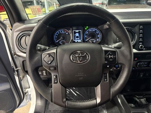 Used 2023 Toyota Tacoma TRD Off-Road AWD/4WD image 97