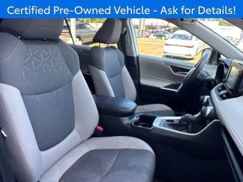 Used 2022 Toyota RAV4 XLE w/ Convenience Package AWD/4WD image 23