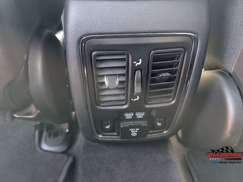 Used 2018 Jeep Grand Cherokee Limited AWD/4WD image 26