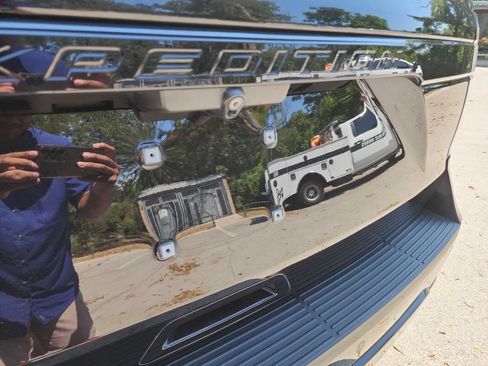 Used 2019 Ford Expedition Limited w/ Equipment Group 303A RWD image 8