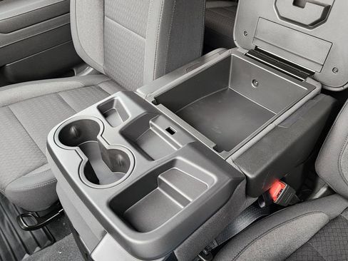 New 2026 GMC Sierra 1500 Elevation image 32