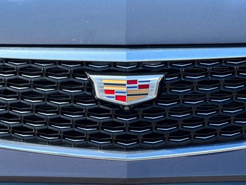 Used 2025 Cadillac XT4 Premium Luxury FWD image 44