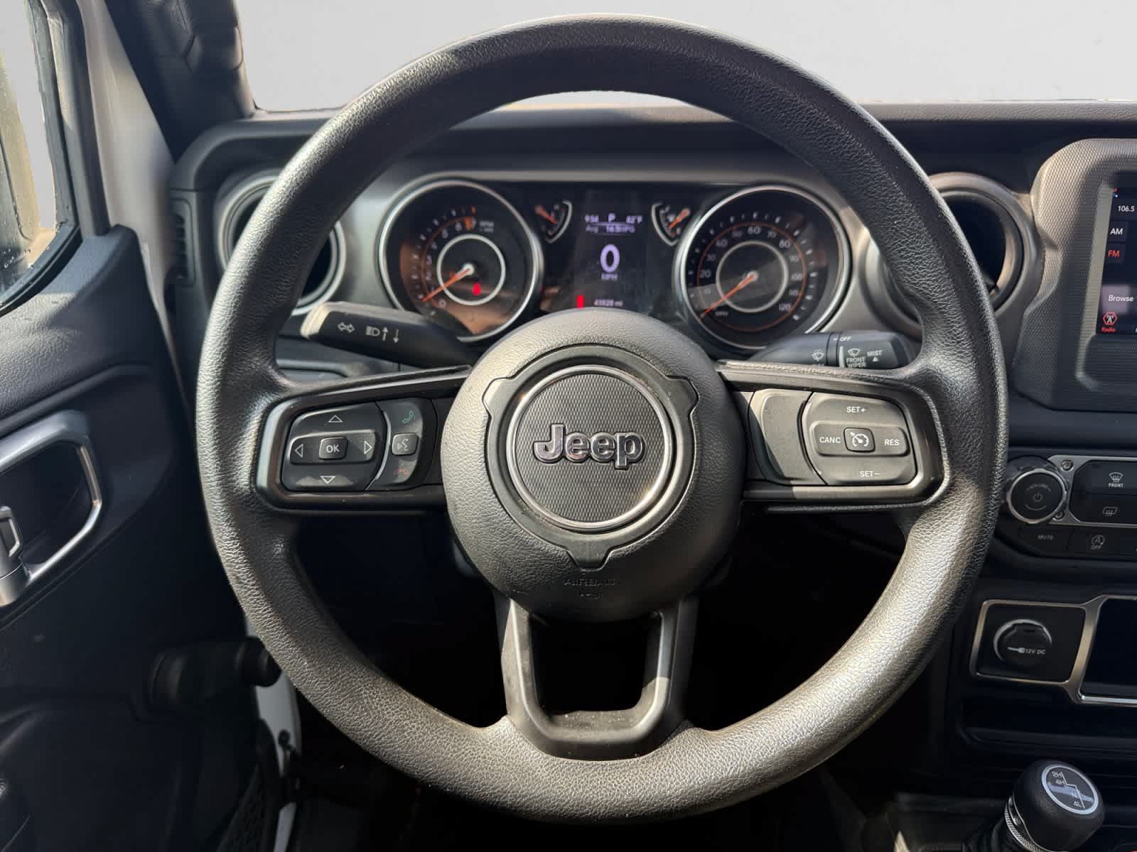 Used 2023 Jeep Gladiator Sport AWD/4WD image 9