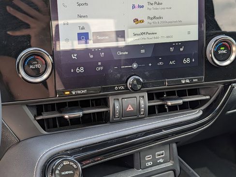 Used 2023 Lexus NX 350 350 Premium image 8