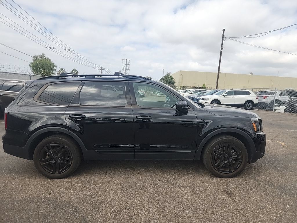 Certified 2025 Kia Telluride SX Prestige X-Line AWD/4WD image 17