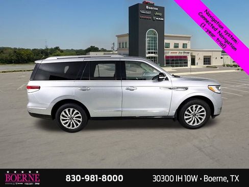Used 2024 Lincoln Navigator Premiere AWD/4WD image 8