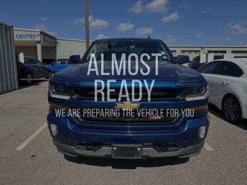 Used 2018 Chevrolet Silverado 1500 LT w/ All Star Edition AWD/4WD image 1