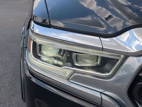 Used 2019 RAM 1500 Limited AWD/4WD image 10