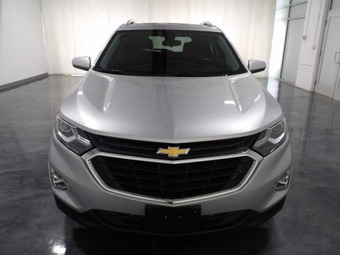 Used 2021 Chevrolet Equinox LT FWD image 2