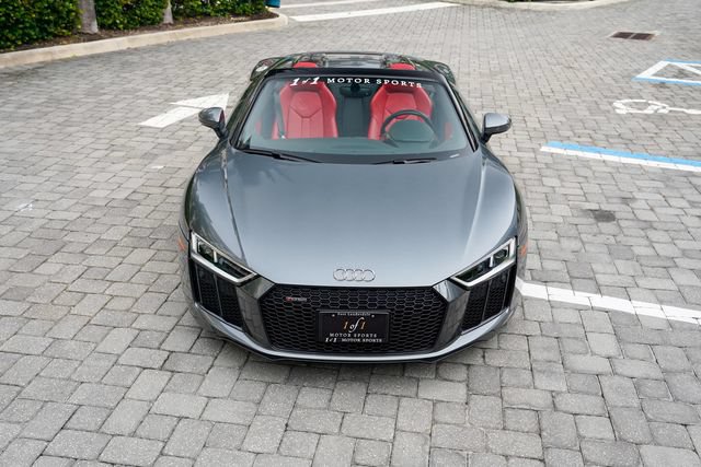 Used 2018 Audi R8 V10 AWD/4WD image 5