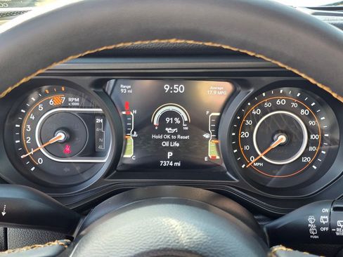 Used 2024 Jeep Wrangler Willys image 21