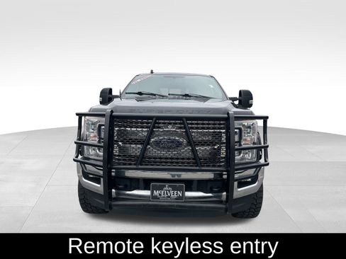 Used 2019 Ford F250 Lariat w/ Lariat Value Package image 2