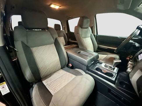 Used 2017 Toyota Tundra SR5 image 26