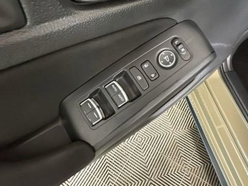 Used 2025 Honda Civic Sport image 11