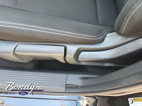 Used 2024 Nissan Rogue S AWD/4WD image 9