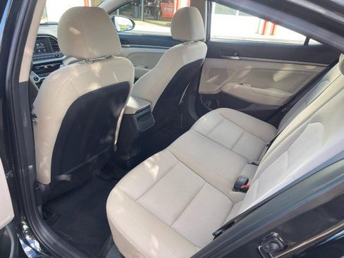 Used 2017 Hyundai Elantra Value Edition w/ Cargo Package FWD image 17