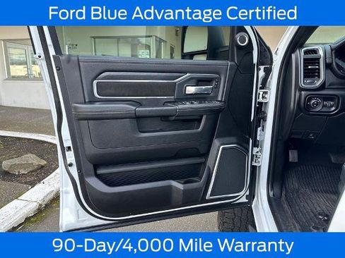 Used 2024 RAM 3500 Laramie w/ Night Edition image 15