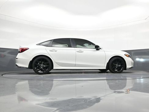 Used 2025 Honda Civic Sport image 27