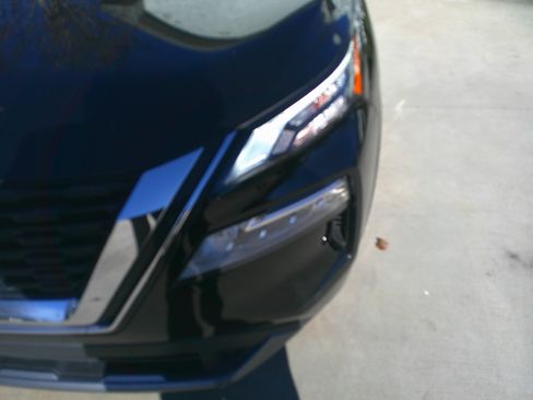 Used 2023 Nissan Rogue SL w/ SL Premium Package image 7