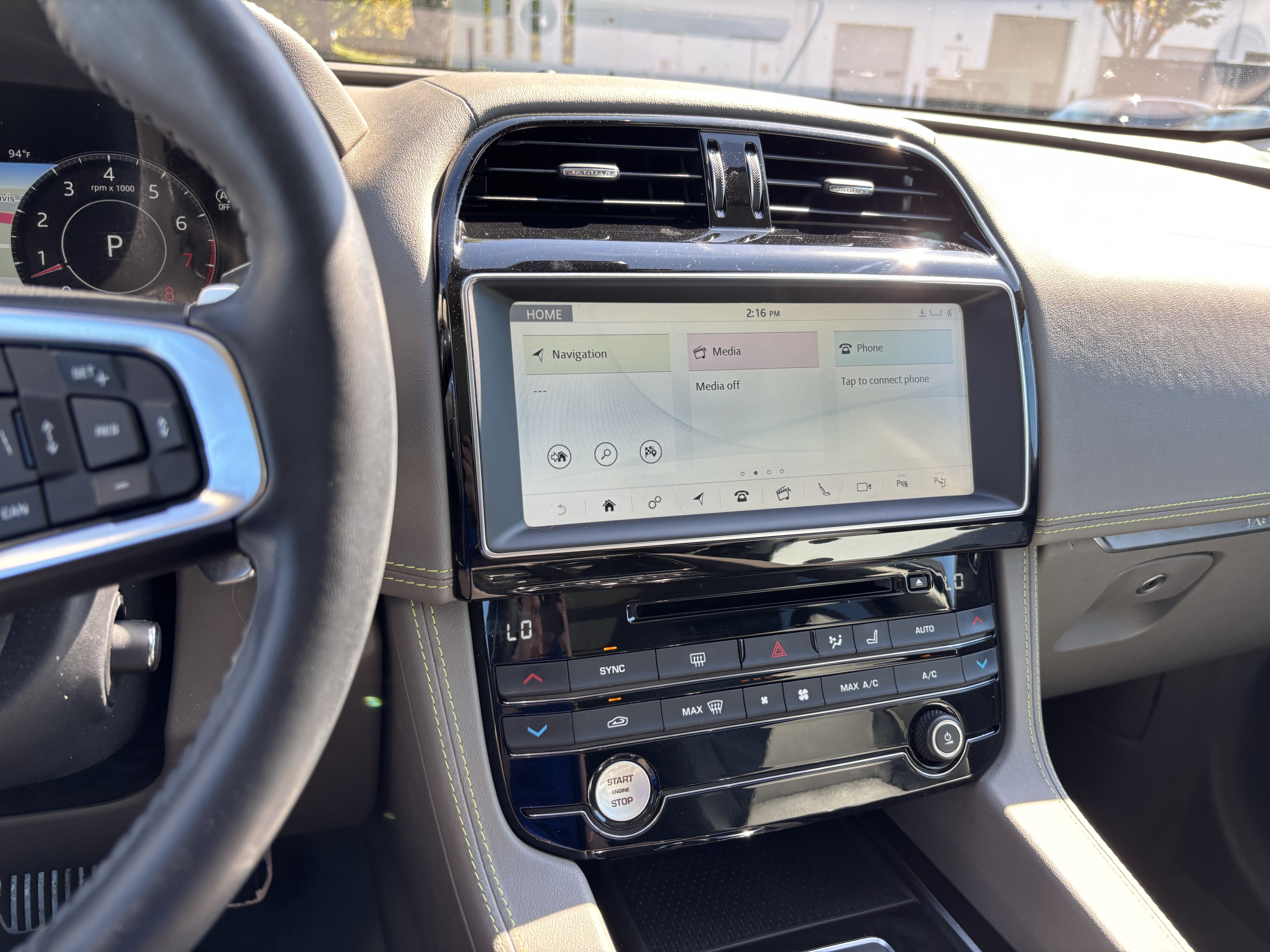 Used 2019 Jaguar F-PACE R-Sport AWD/4WD image 31