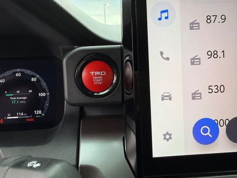 Used 2024 Toyota Tacoma TRD Sport image 24