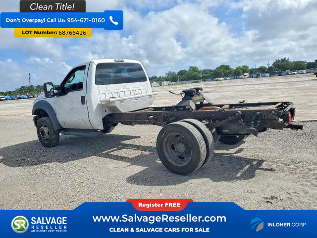 Used 2015 Ford F550 2WD Regular Cab Super Duty image 3