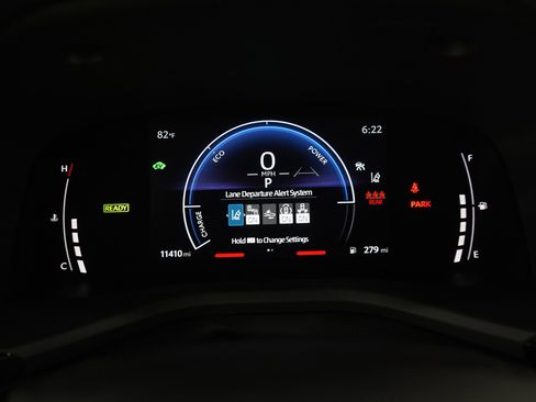 Used 2025 Toyota Camry SE image 22