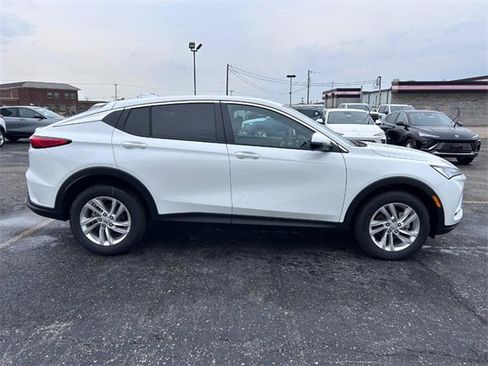 New 2026 Buick Envista Preferred w/ Convenience I Package image 2