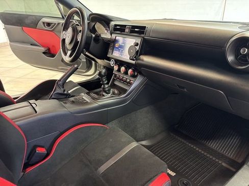 Used 2024 Toyota GR86 TRUENO Edition RWD image 24