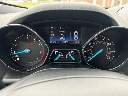 Used 2018 Ford Escape Titanium w/ Ford Safe & Smart Package AWD/4WD image 11