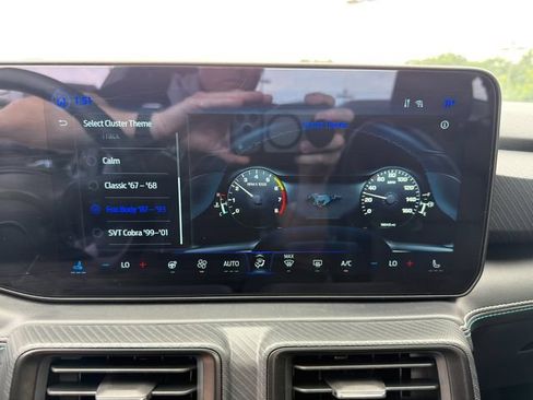 Used 2026 Ford Mustang GT Premium RWD image 34