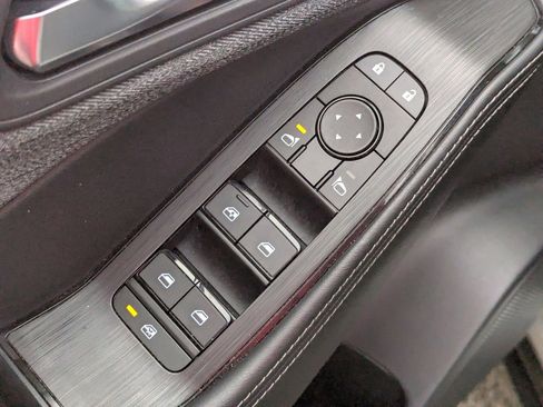 Certified 2023 Nissan Rogue SV image 22