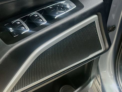 Used 2022 Kia Telluride S AWD/4WD image 19