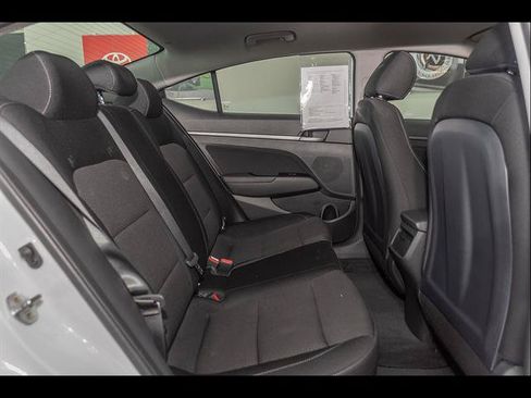 Used 2018 Hyundai Elantra SEL w/ Cargo Package FWD image 19
