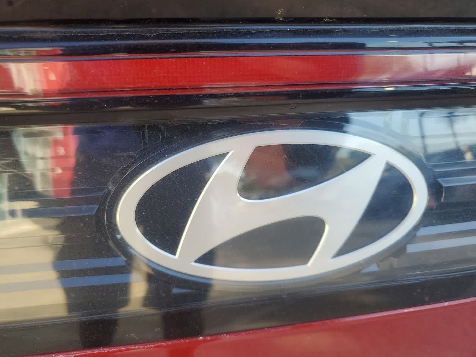 Used 2025 Hyundai Sonata SEL FWD image 11
