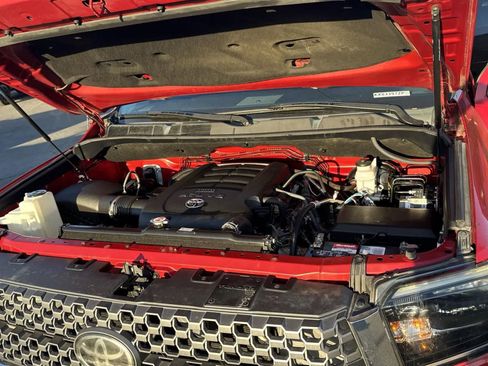 Used 2019 Toyota Tundra SR5 w/ TRD Off Road Package image 13