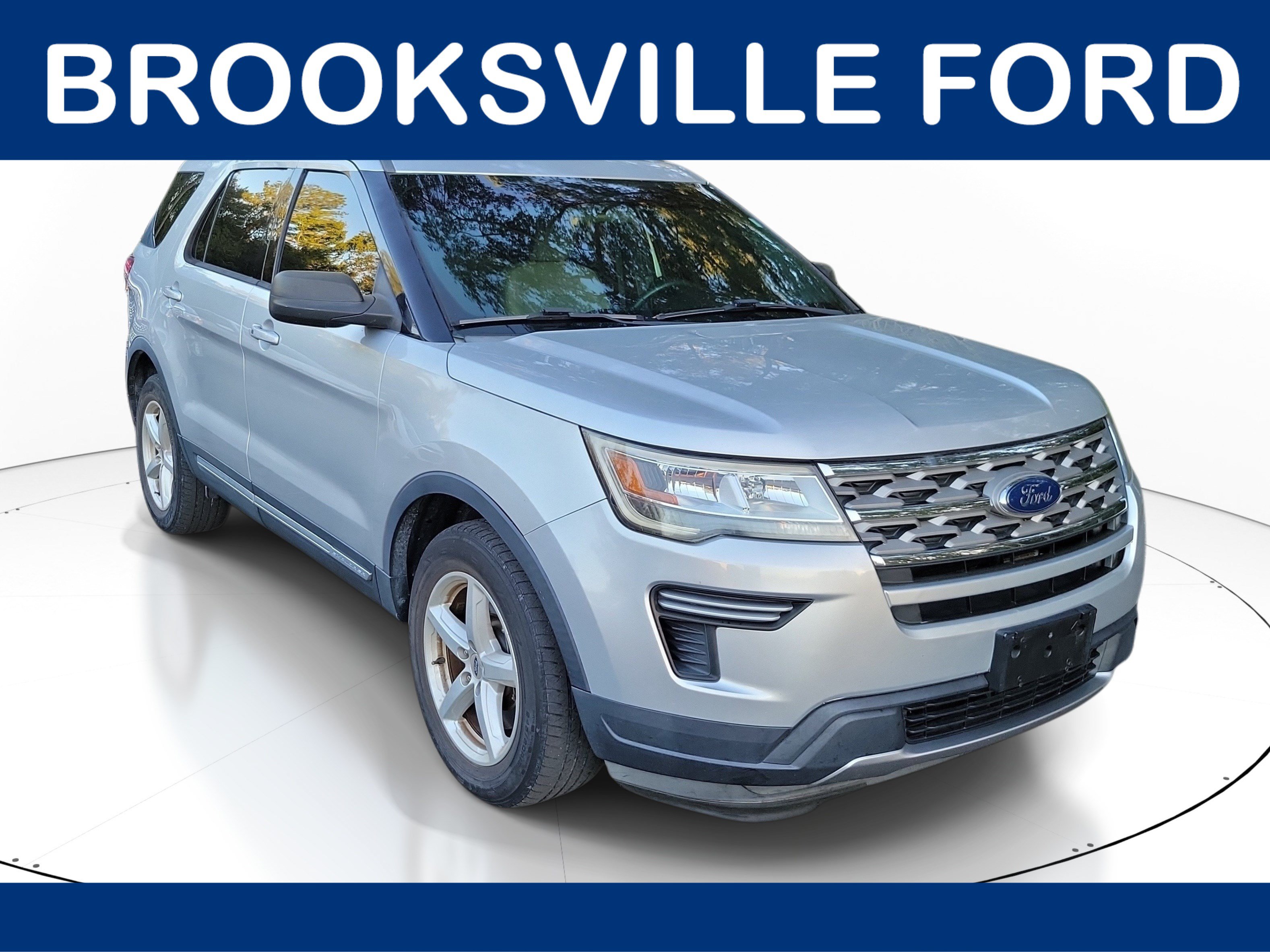 Used 2018 Ford Explorer XLT FWD image 1