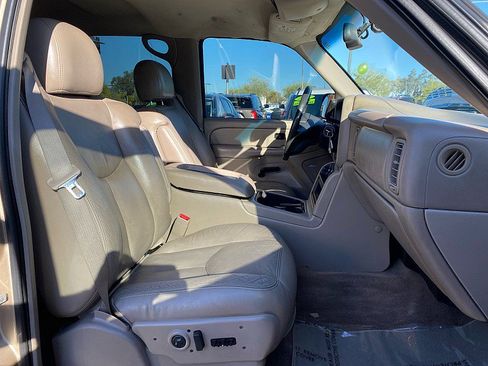 Used 2004 Chevrolet Silverado 2500 LT image 14