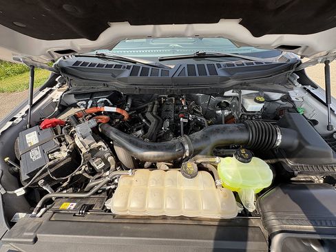 Used 2024 Ford F150 XLT w/ Mobile Office Package AWD/4WD image 13