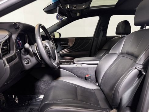 Used 2019 Lexus LS 500 image 17