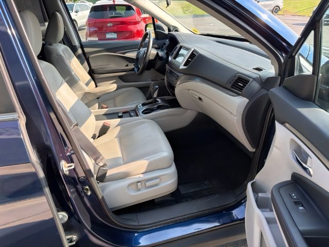 Used 2018 Honda Ridgeline RTL image 11