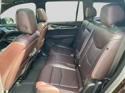 Certified 2020 Cadillac XT6 Premium Luxury AWD/4WD image 19