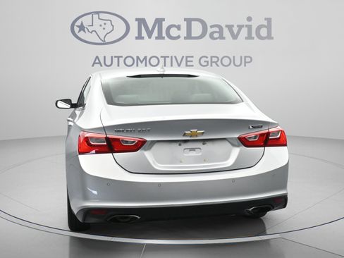 Used 2016 Chevrolet Malibu Premier w/ Driver Confidence Package II FWD image 7