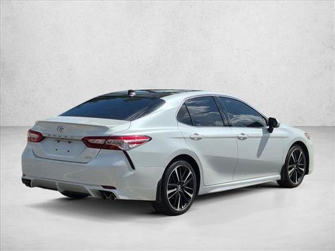 Used 2020 Toyota Camry XSE w/ Navigation Package FWD image 5