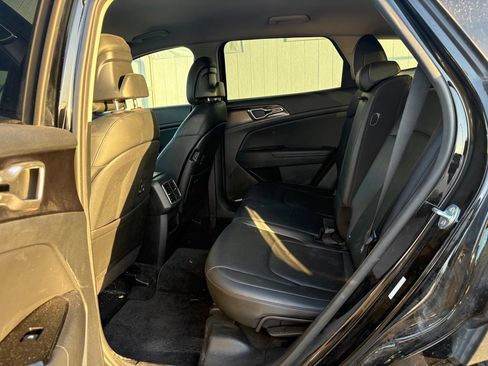 Used 2024 Kia Sportage EX FWD image 10