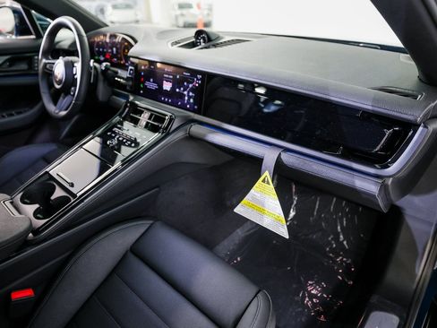 New 2026 Porsche Panamera 4 AWD/4WD image 29