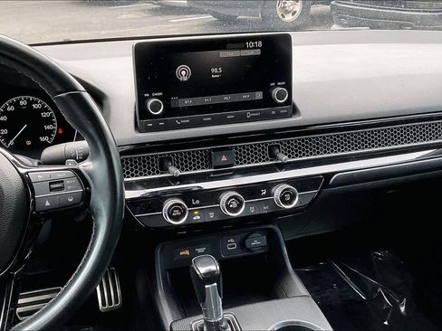 Used 2022 Honda Civic Sport image 6