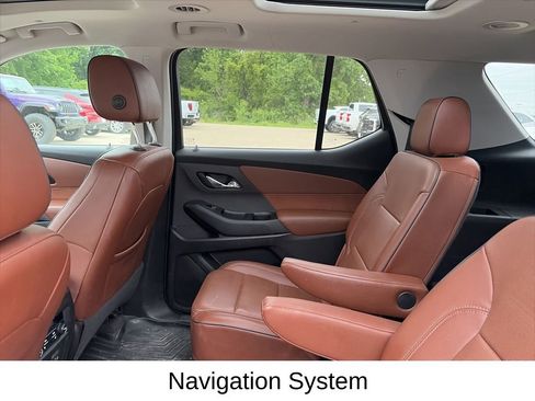 Used 2020 Chevrolet Traverse High Country AWD/4WD image 11